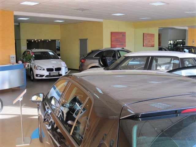 dealer showroom